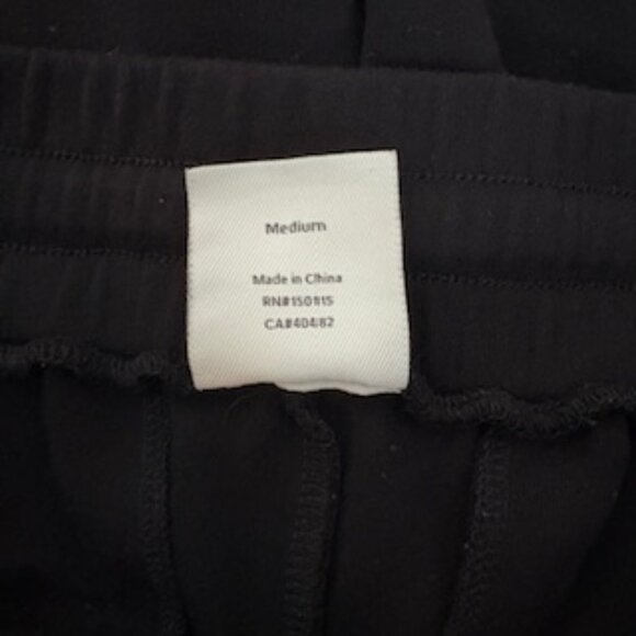 EUC Varley DoubleSoft The Slim Pant 27.5" - Medium - Black - Picture 14 of 16